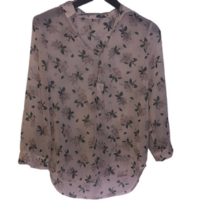 Tart Cream Blouse with Cuffed Sleeves and Notched Collar